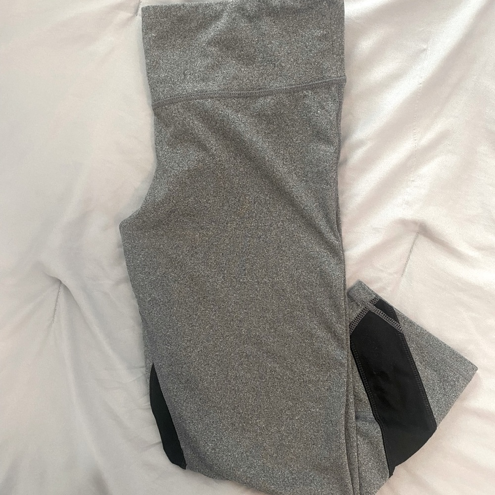 C9 by Champion Capri Athletic Leggings. Gray and Black. Size Large.